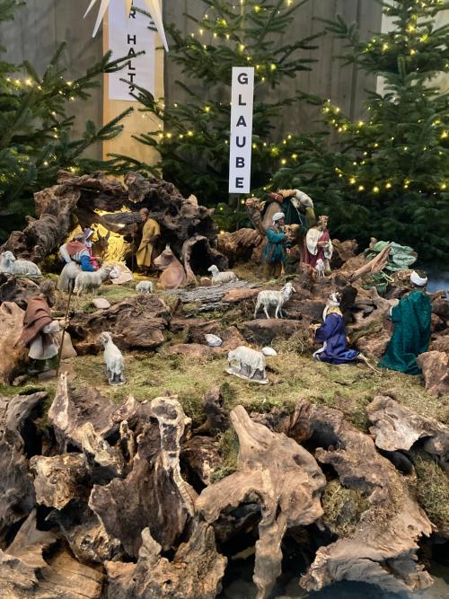 20251222 Aufbau Weihnachtskrippe_2