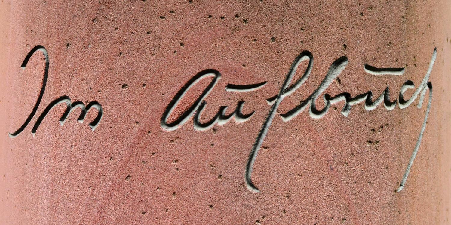 Bild mit Schrift Im Aufbruch